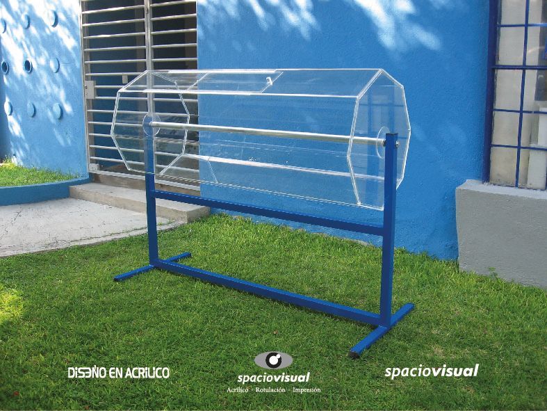 DISEÑO EN ACRÍLICO