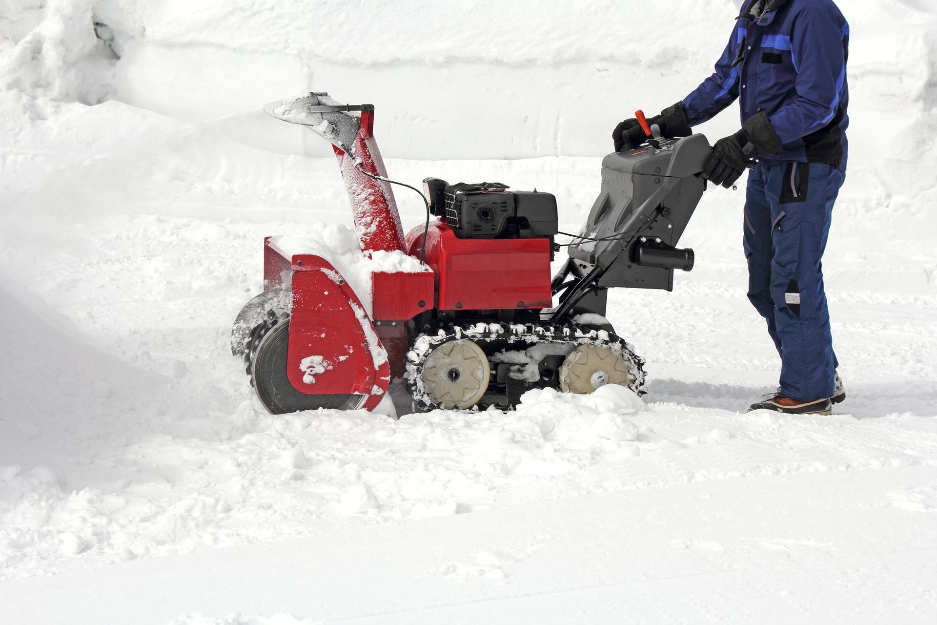 Snowblower Repair in Janesville, WI Snowblower Repair in Janesville, WI