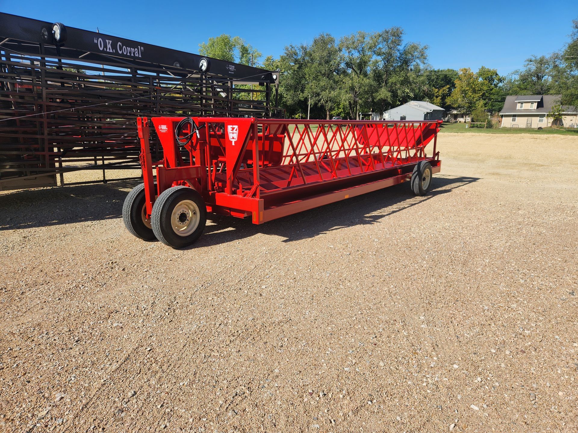 Titan West EZMT, Hay Feeder, Bale Feeder
