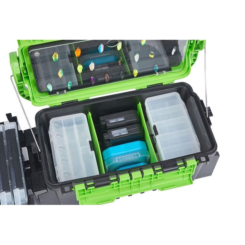 Groen-zwarte viskist met diverse compartimenten en een opbergvak met transparante bovenkant.