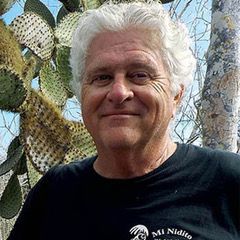 Portrait Photo of Joel Floyd