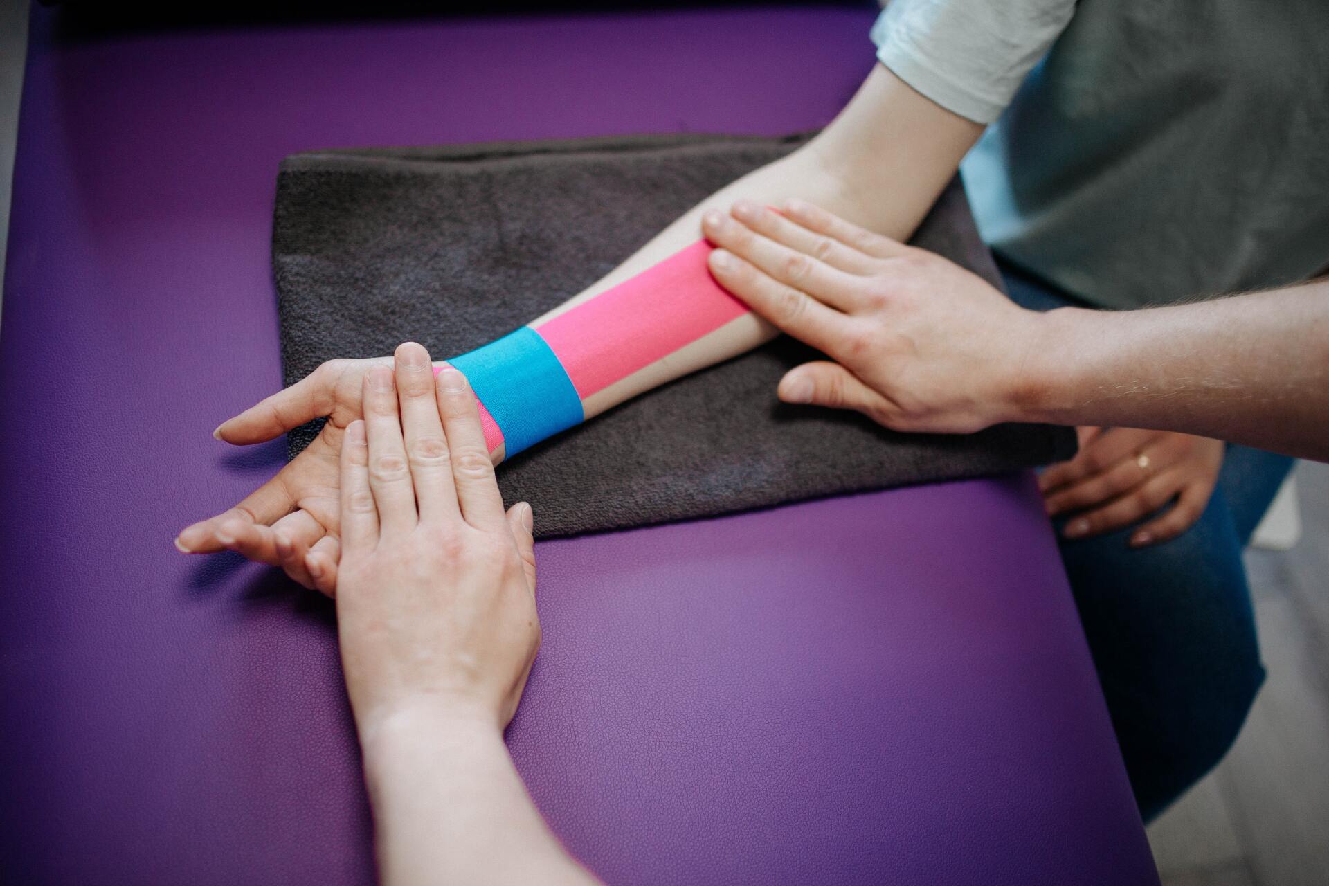 Kinesio taping