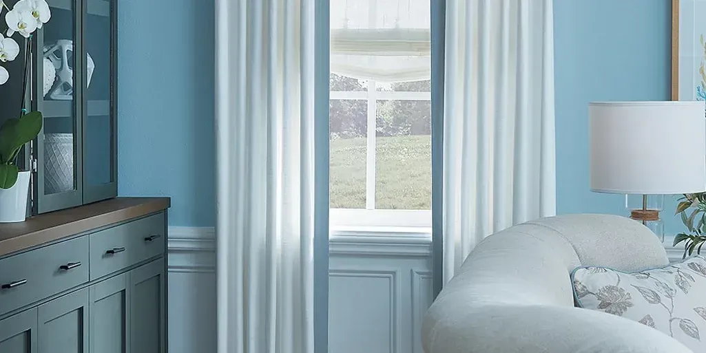 Hunter Douglas Carole Fabrics™ Custom Drapes near Grand Rapids, Michigan (MI)