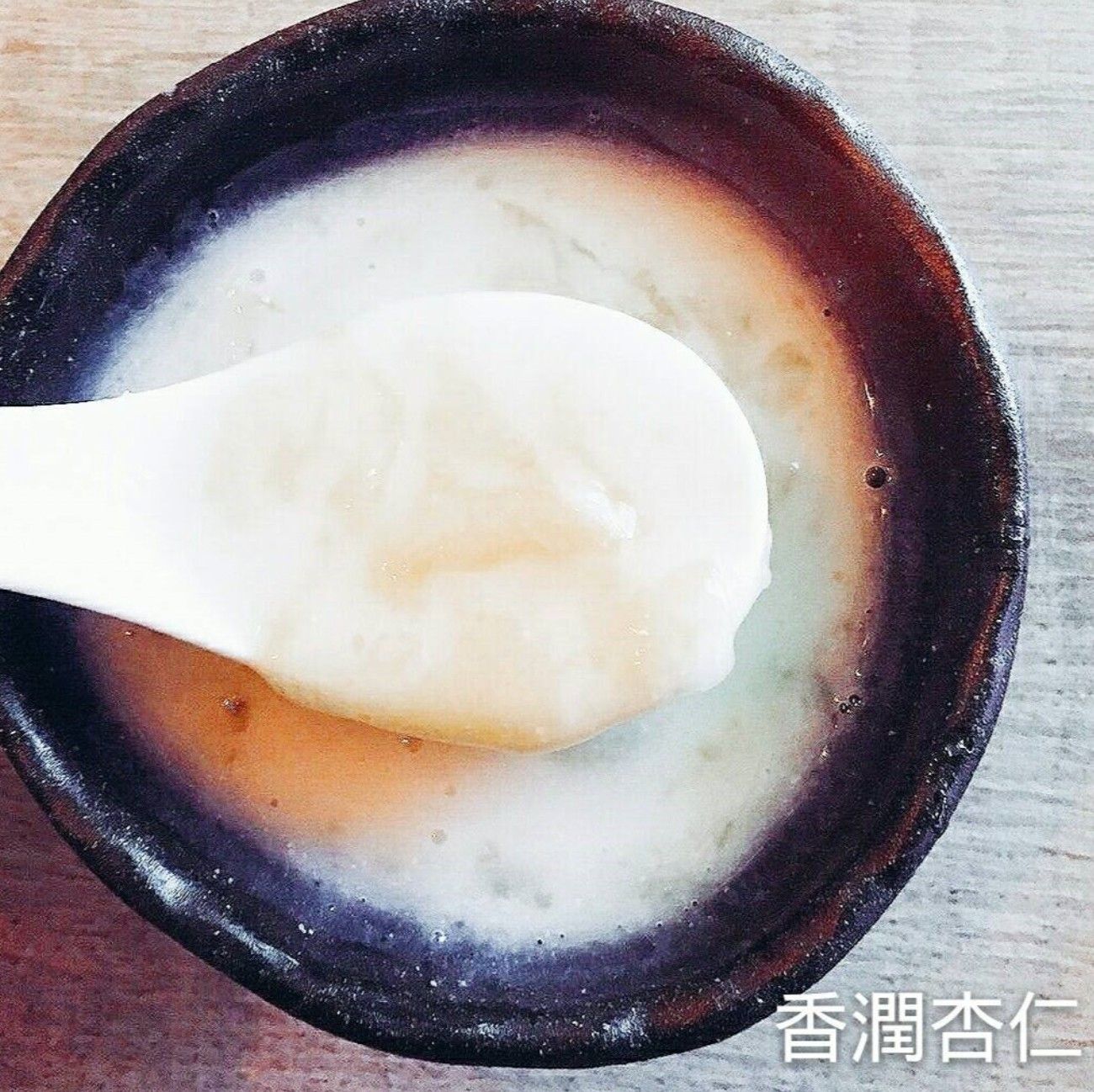 香潤杏仁白木耳露 (900CC)