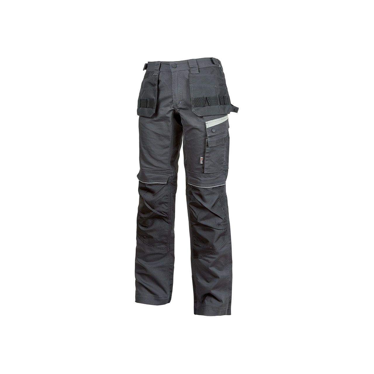 Un paio di pantaloni cargo neri con tasche laterali su sfondo bianco.