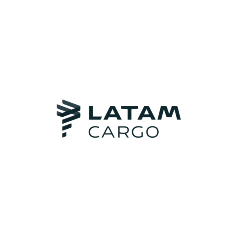 O logotipo da latam cargo está em um fundo branco.