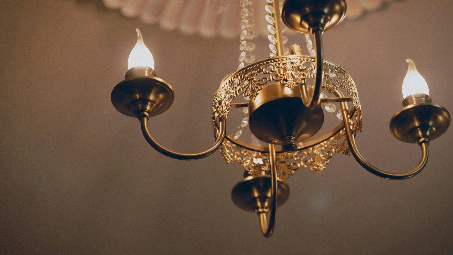 Chandelier Installation in Parkville
