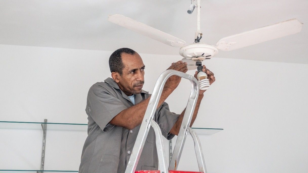 Ceiling Fan Installers in Overland Park