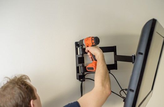 TV Mounting Company in Overland Park
