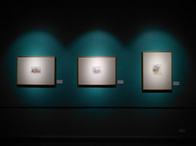 Art Hanging Service in Kansas City