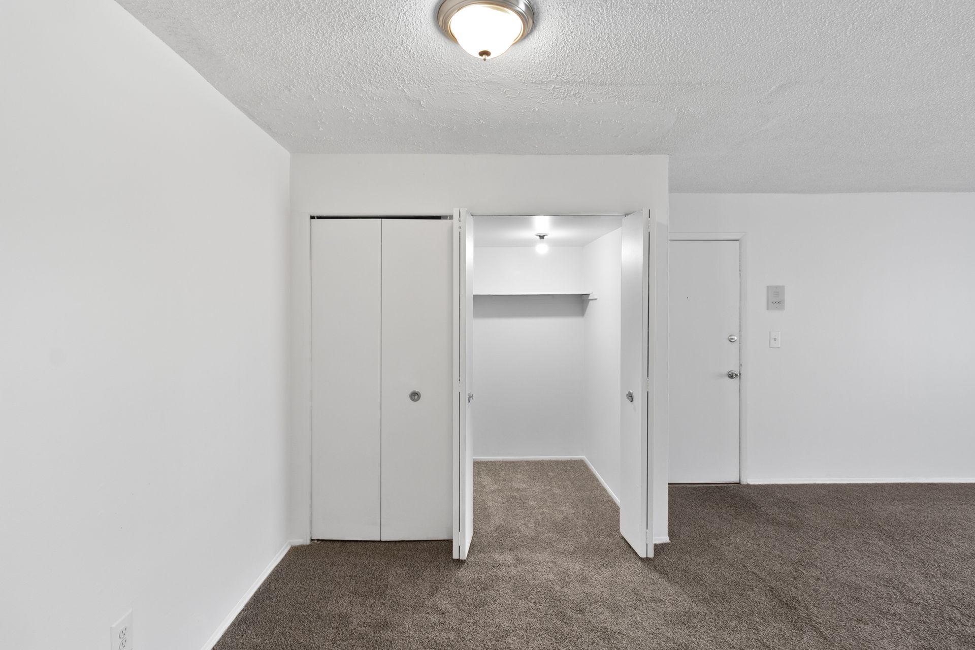 Home Metro East Apartments MI