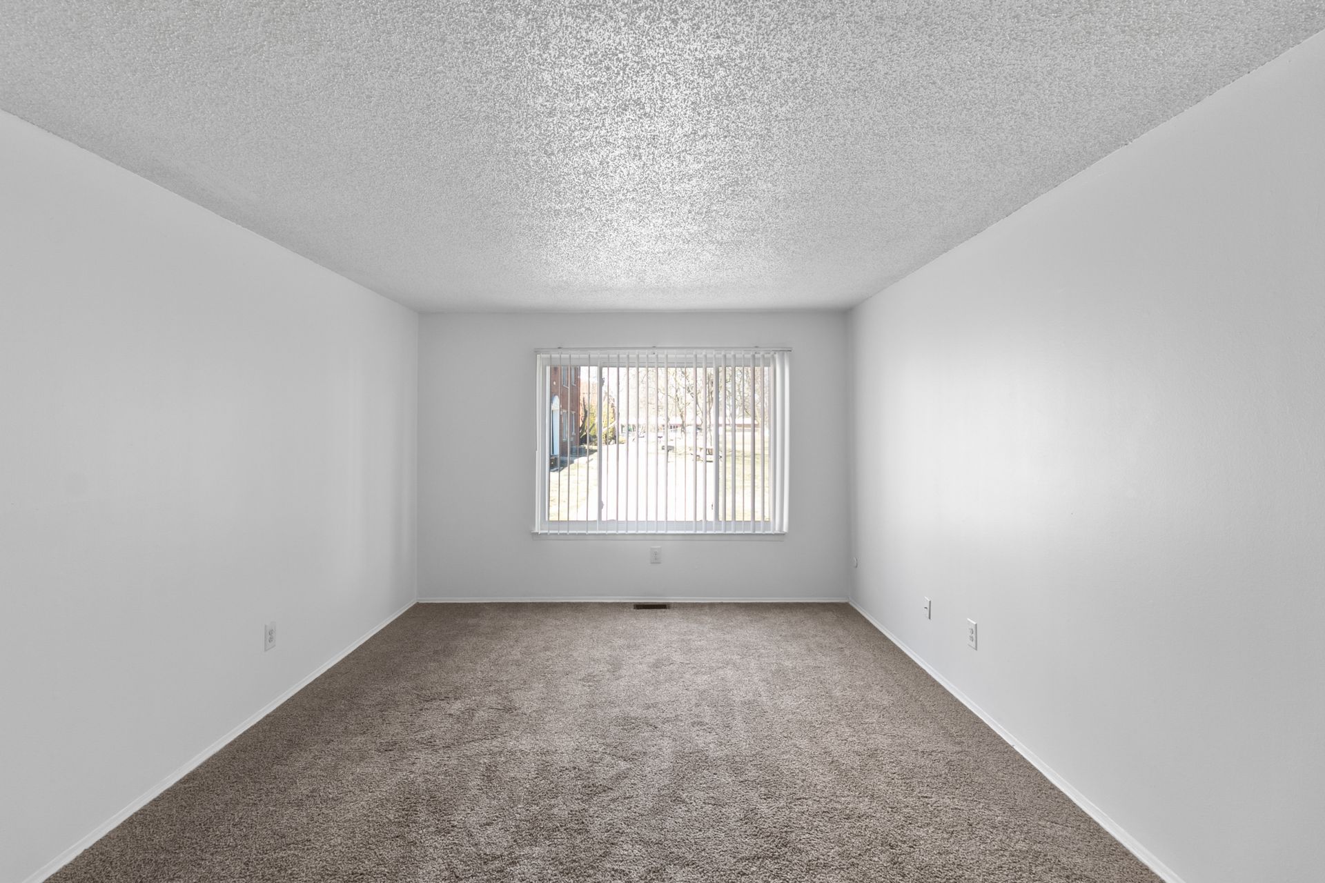 Home Metro East Apartments MI