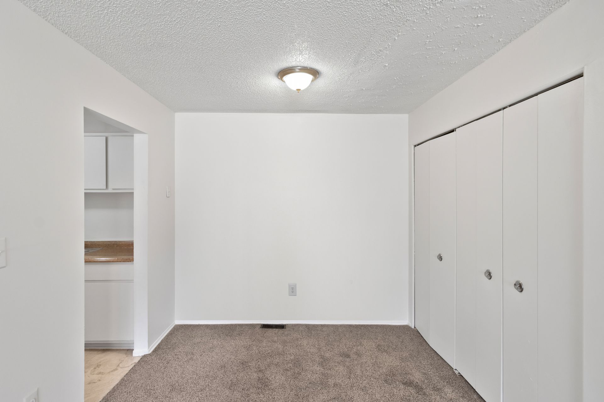 Home Metro East Apartments MI