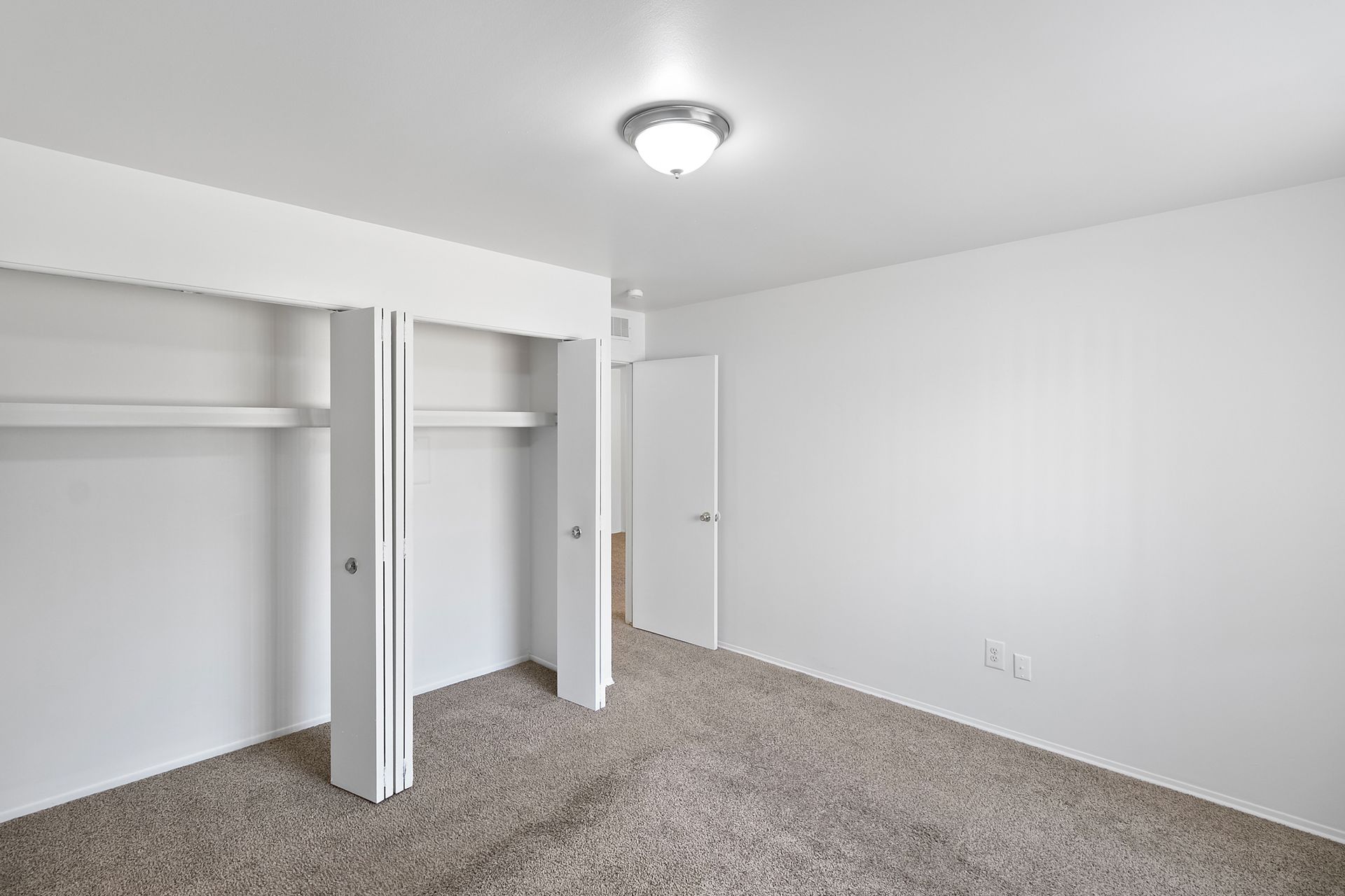 Home Metro East Apartments MI