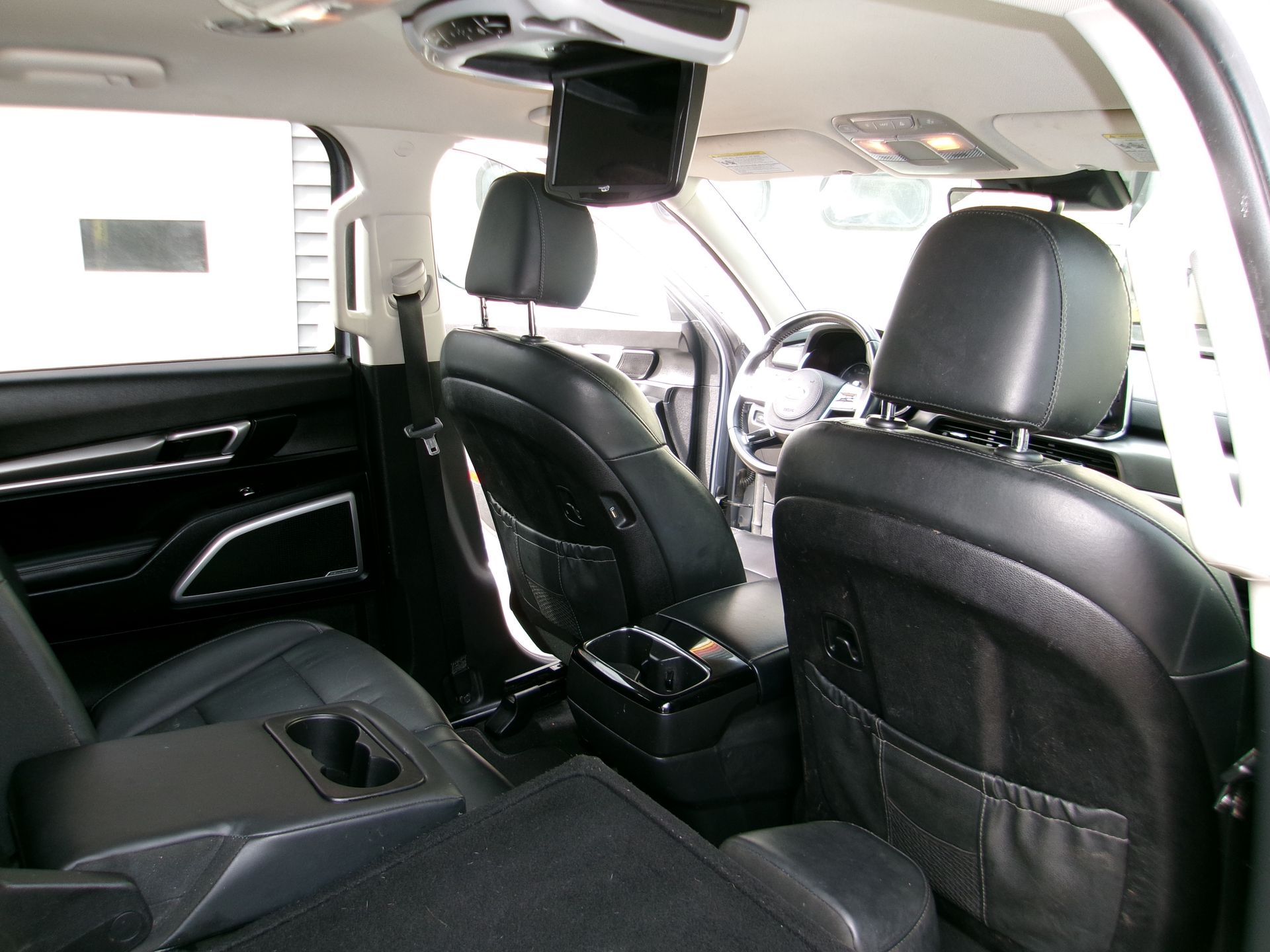 2021 Kia Telluride LX - Photo 7