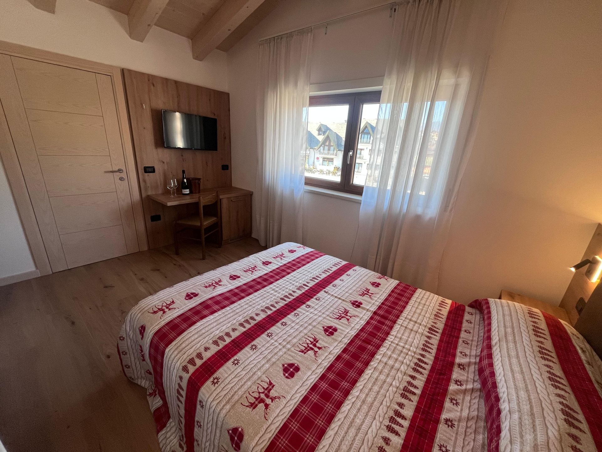 albergo miravalle