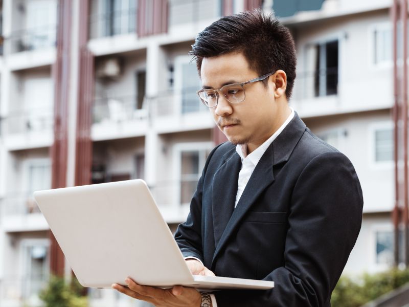 Oracle DBA (Database
Administrator) Consultant