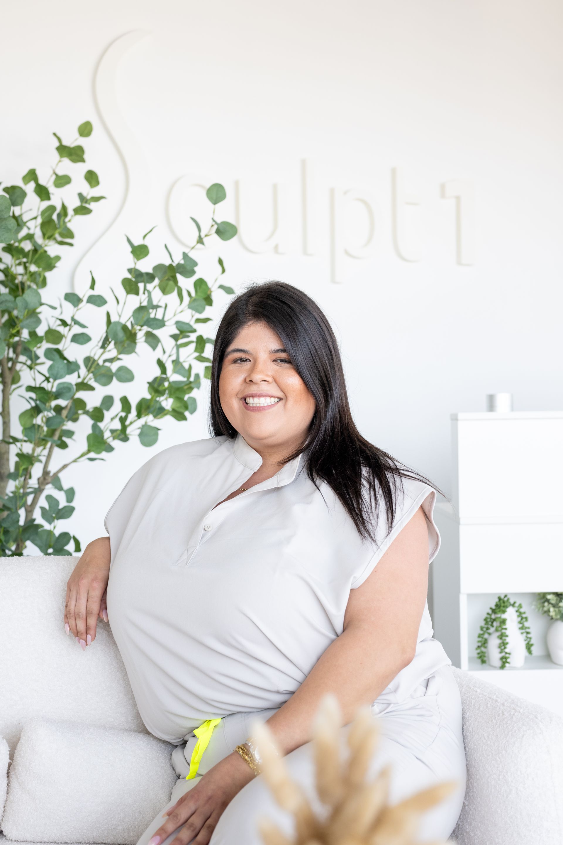 Renae Button ABOUT | Sculpt1