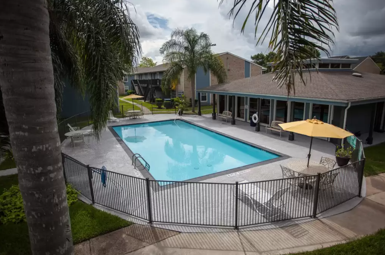 Albion apartments 