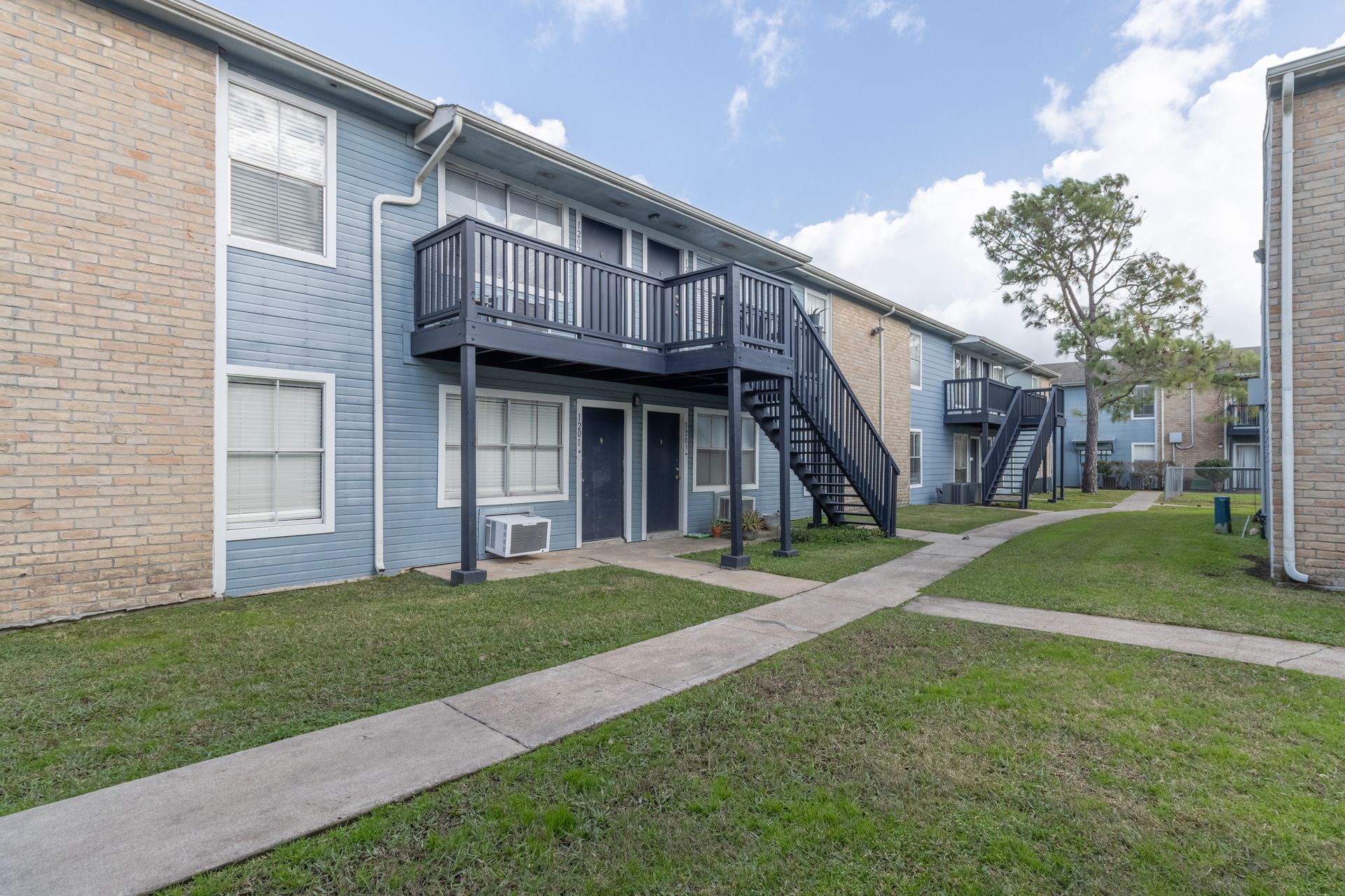 Albion Apartment building 
