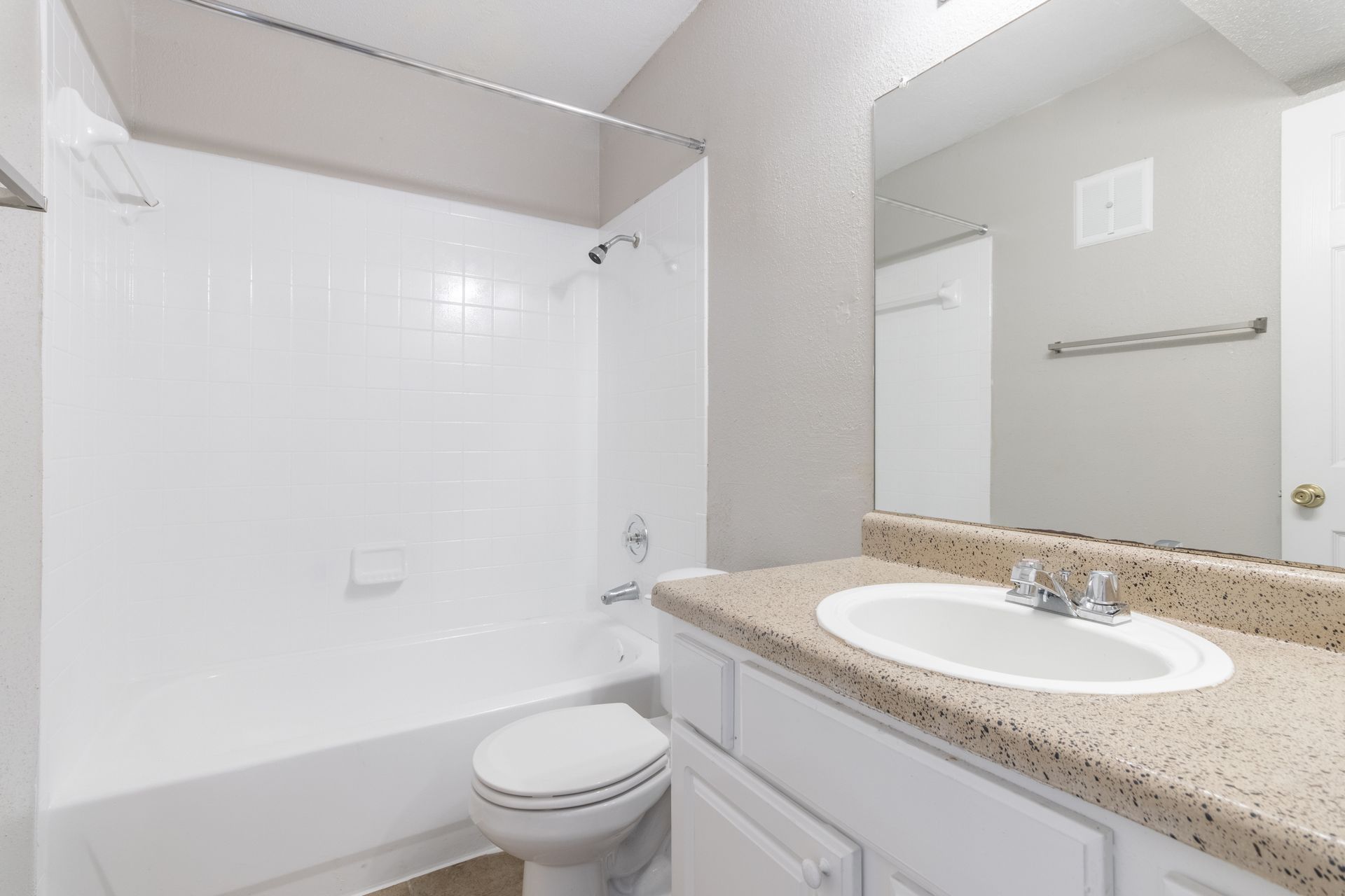 Bathroom in Rockridge Station