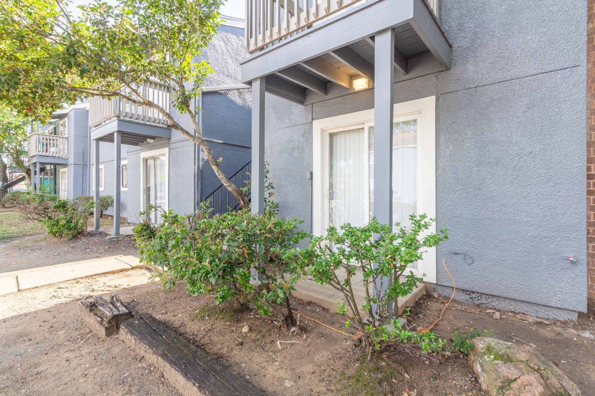   Wesley Gardens Apartments