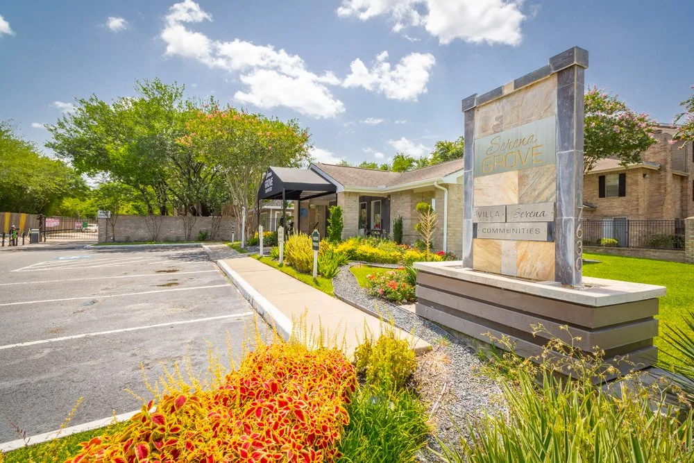 affordable apartments houston Serena Grove I Apartments