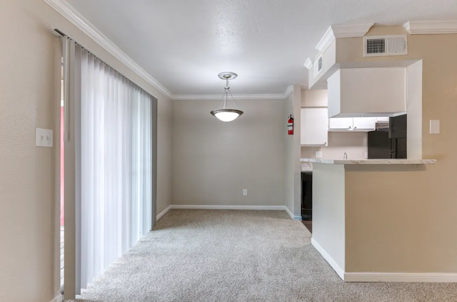 crescent at cityview living room