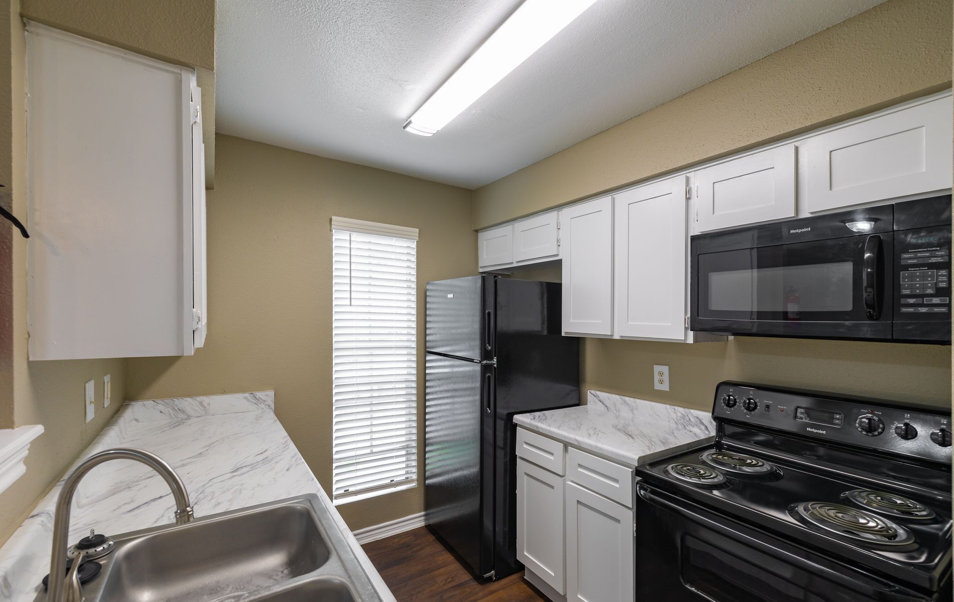 Serena Woods Apartments Serena Woods Apartments