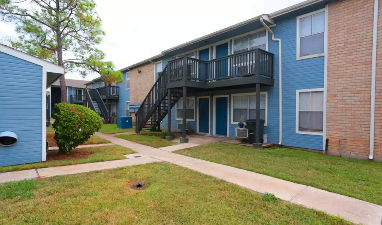 Albion Apartments 