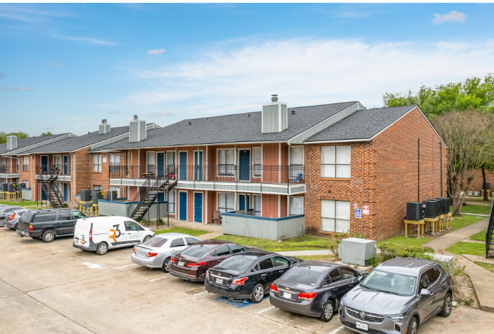 Serena Oaks Apartments 