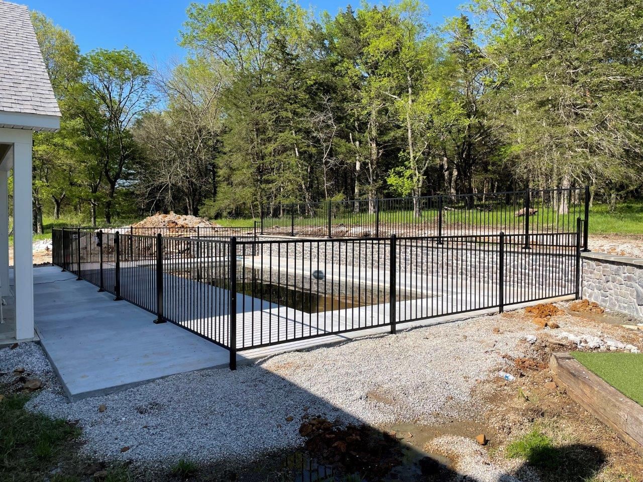 new black iron fence