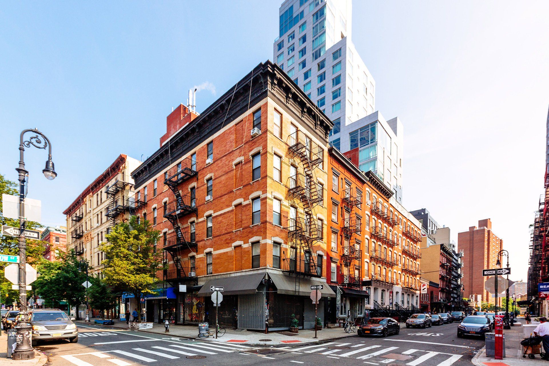 New York Apartment — Port Washington, NY — Professional Insurance Consultants Inc. New York Apartment — Port Washington, NY — Professional Insurance Consultants Inc.