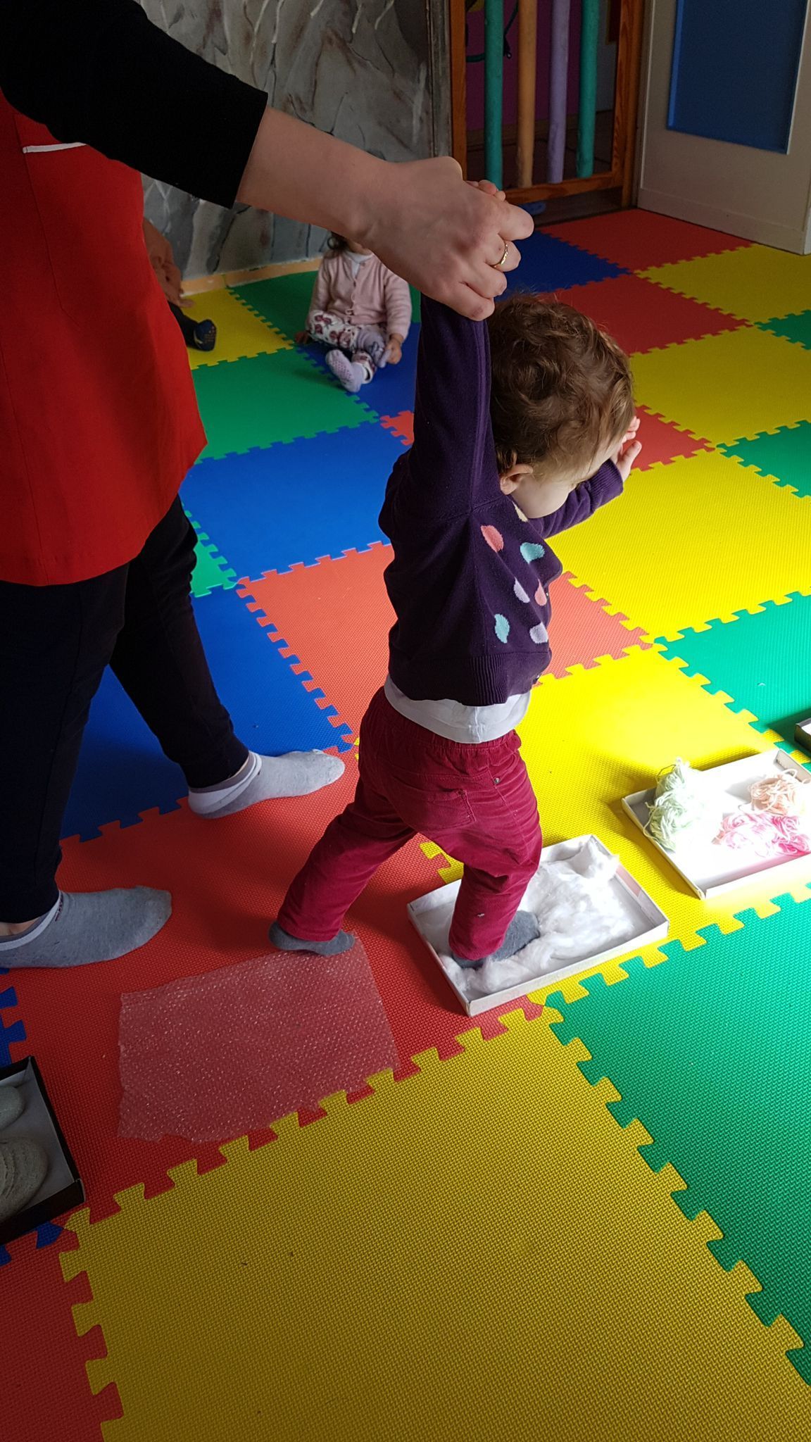 bimbi all'asilo nido privato di Palermo, Gli Allegri Folletti