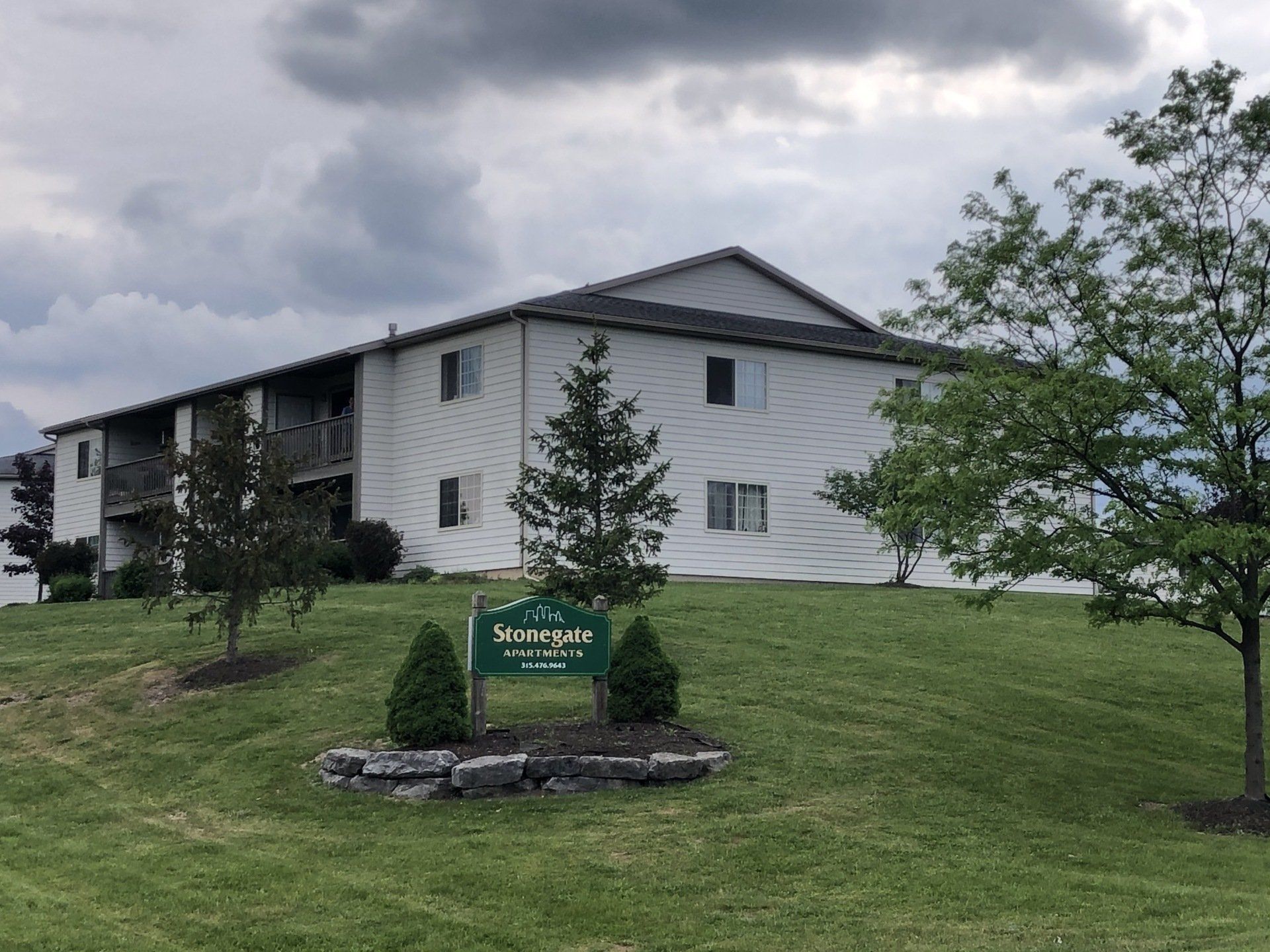 Stonegate Apartments Exterior