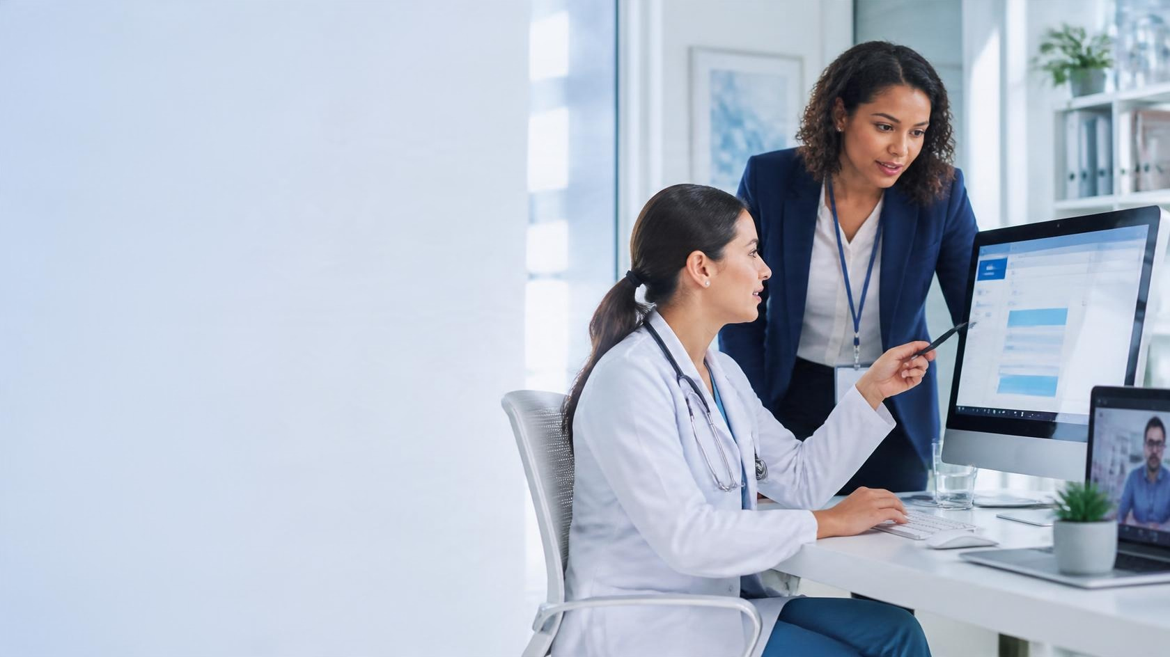 Virtual medical scribe support for efficient clinical documentation