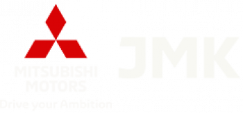 Logotipo da Mitsubishi Motors com emblema vermelho de tr&ecirc;s diamantes e inscri&ccedil;&atilde;o JMK discreta sobre fundo branco.