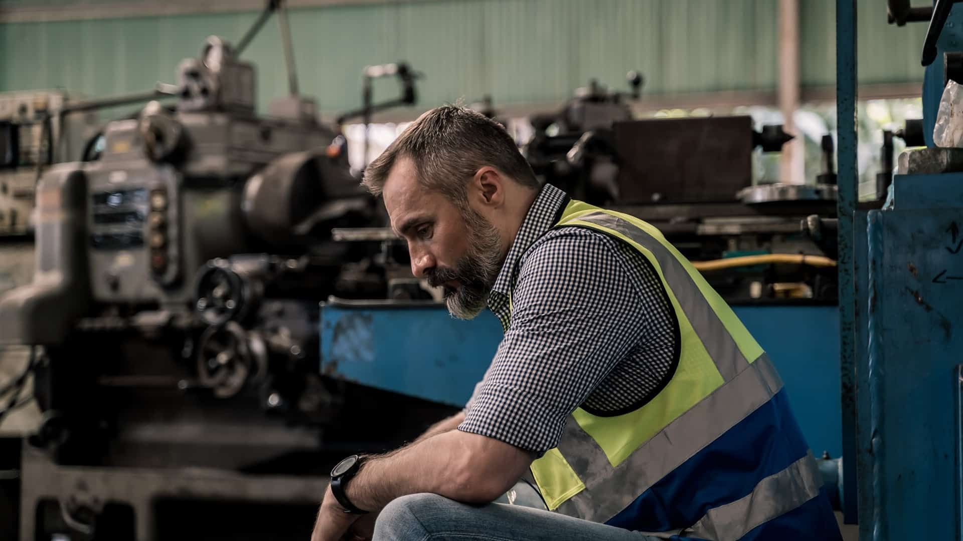 A factory worker receiving mental health support and addiction treatment near Danville, Kentucky (KY