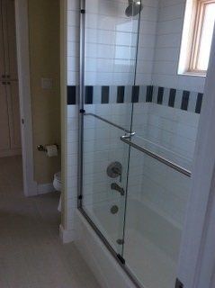 Simple Shower Glass Wall — Clute, TX — Gulf Coast Glass Company