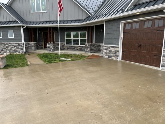 KV Construction Designs Beautiful & Durable Paver Patios & Decorative Concrete in Columbia, MO.