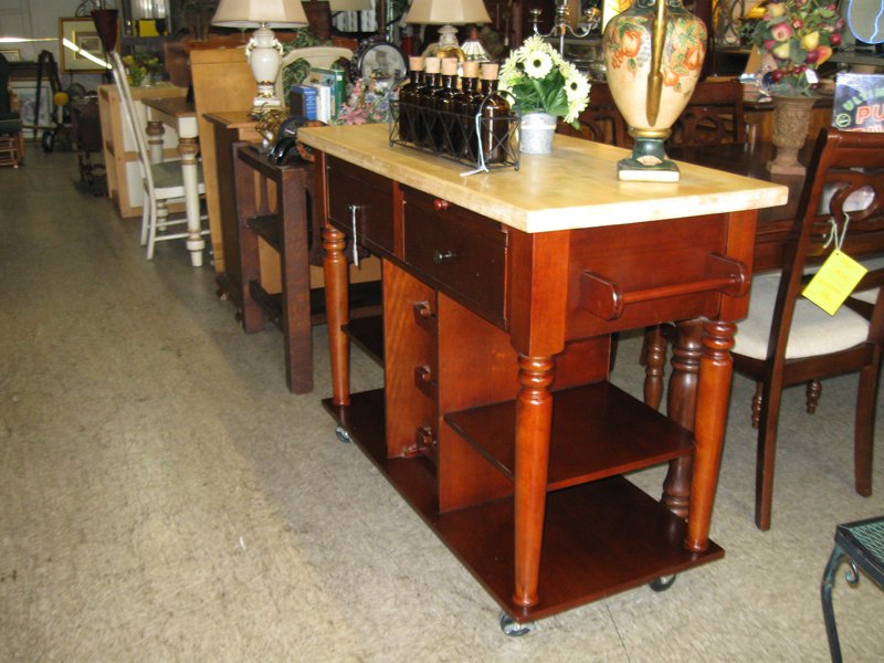 used-furniture-store-north-college-hill-oh
