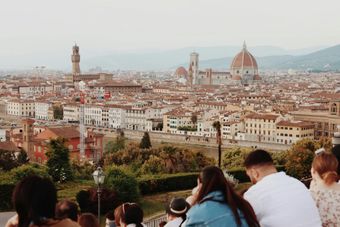 Clicca e prenota il tuo tour in golf cart tra le colline di Firenze e al Piazzale Michelangelo