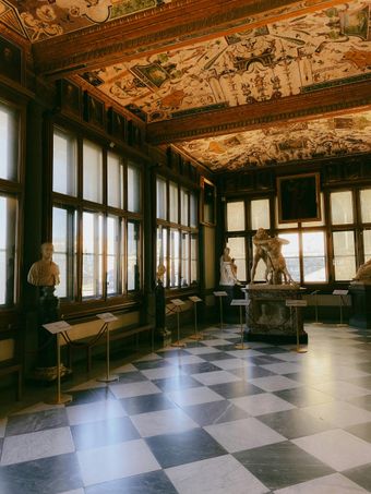 Clicca e prenota il tuo tour degli Uffizi