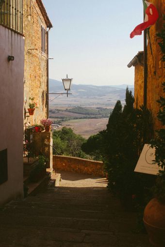 Clicca e Prenota il tuo tour della Valdorcia