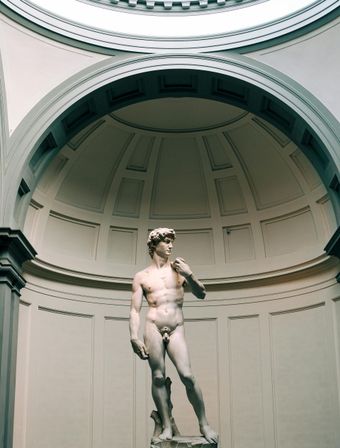 Clicca e prenota il tuo tour dell'Accademia