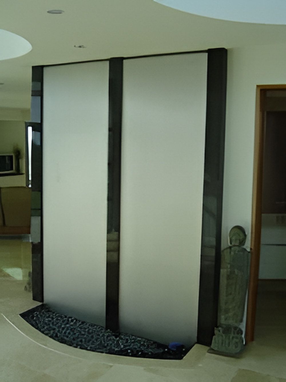 A Room With a Statue in the Middle of It — Metaltrendz in Kunda Park, QLD