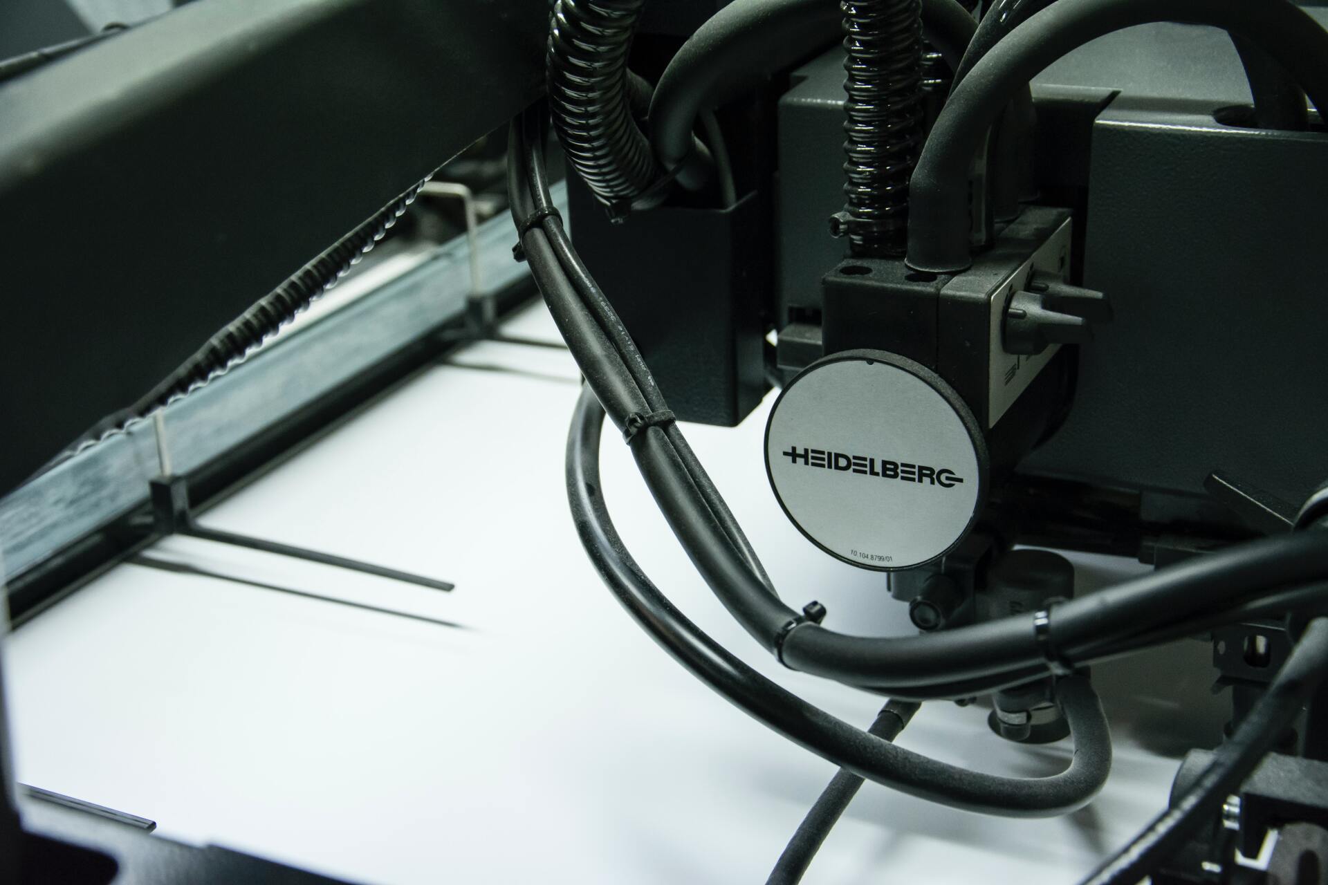 A close up of a machine that says harvard on it