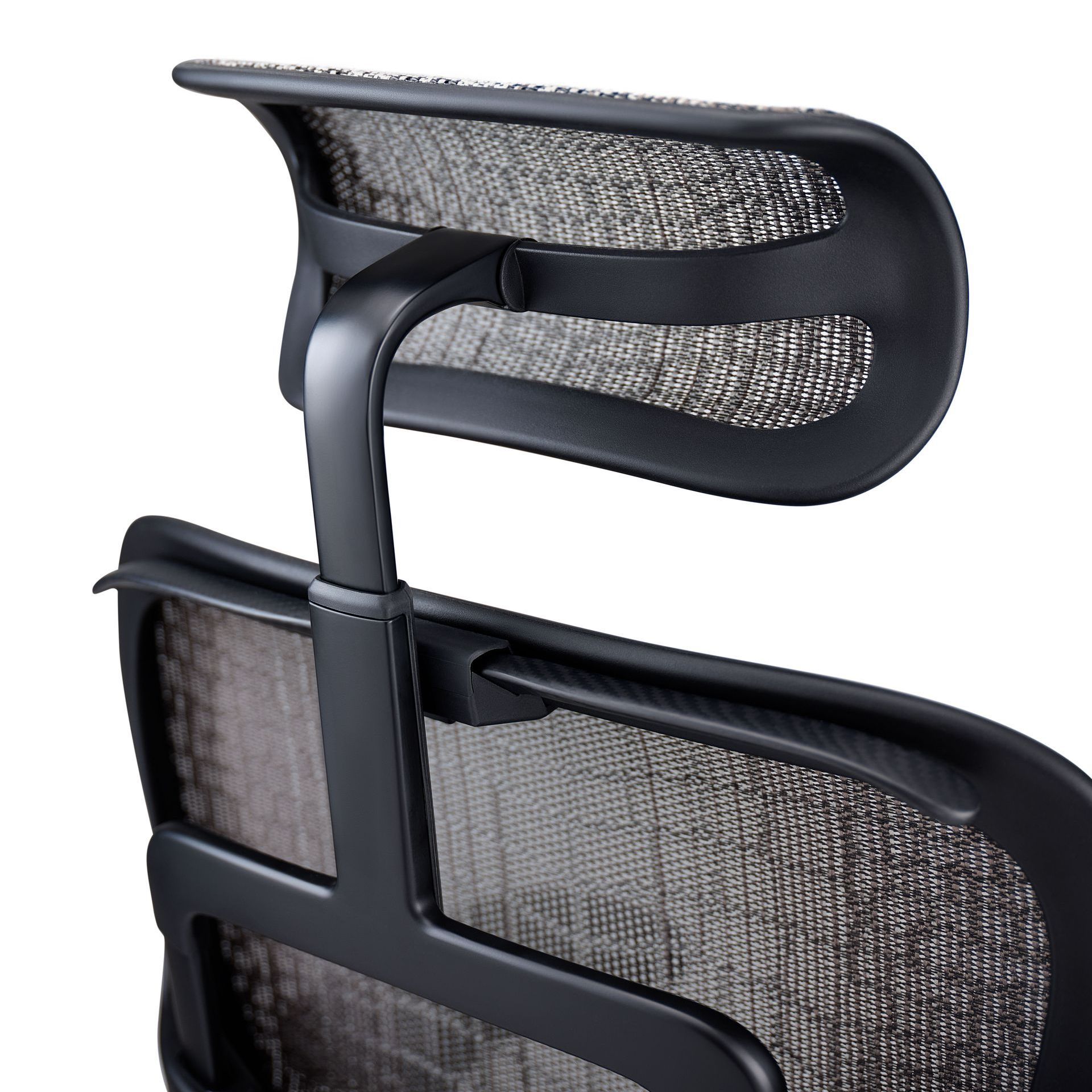 Close up of the ergonomic headrest on the Ergohuman gaming chair. 