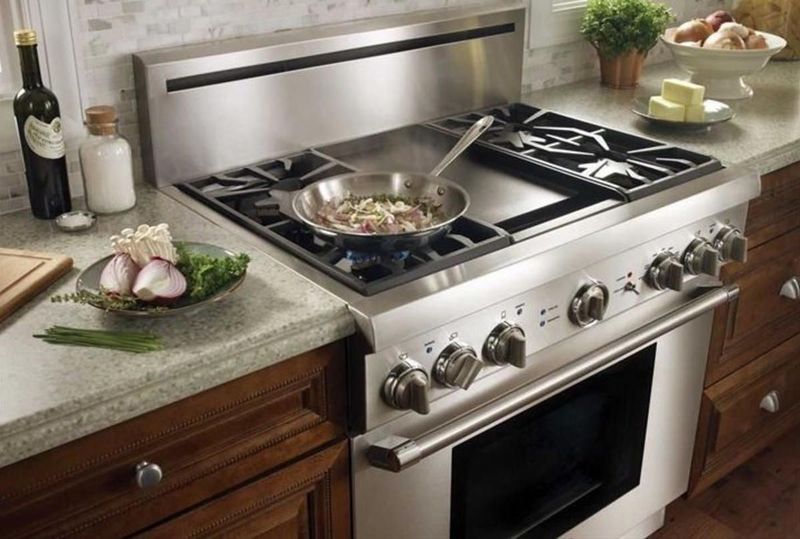 Single Gas Stove - Mullins, SC - Battle LP Gas