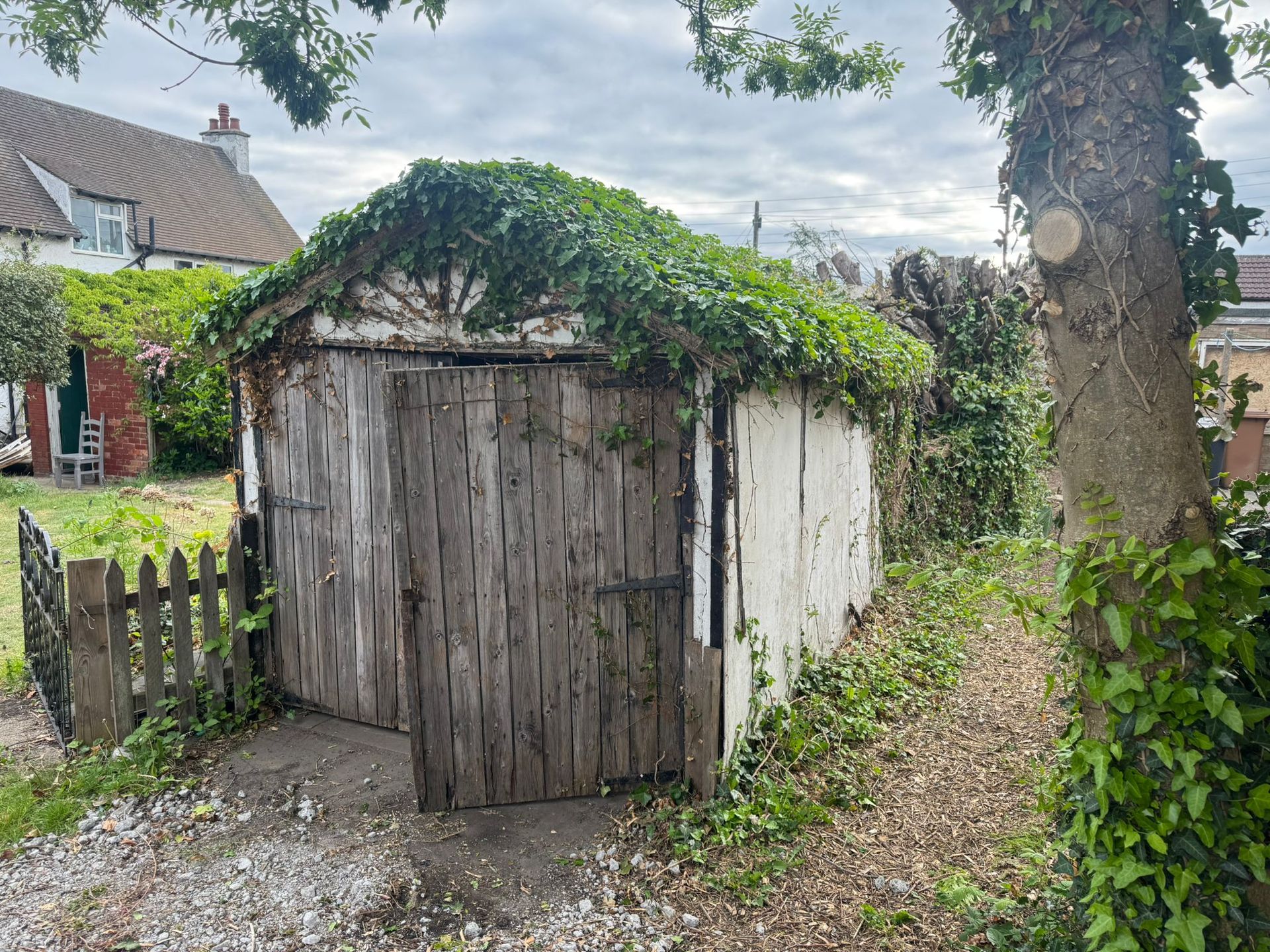 Asbestos Garage removal  in Leeds